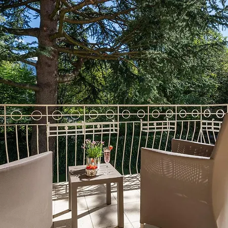 Tell And Affittacamere