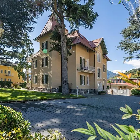 Guest house Tell And 4*