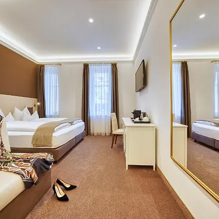 Tell And Guest house